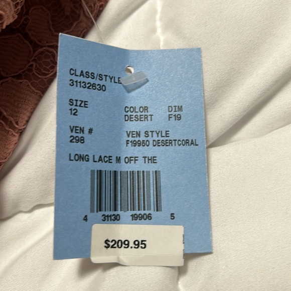 New David’s bridal floor length dress - Picture 4 of 5